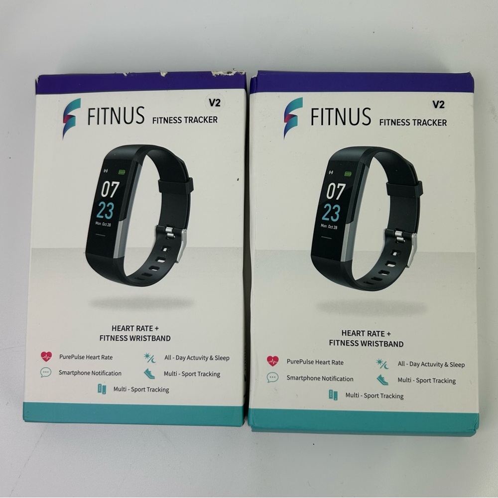 FITNUS TRACKER V2 lot of 2